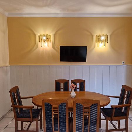 Eva Panzio Hotel Sarvar Luaran gambar