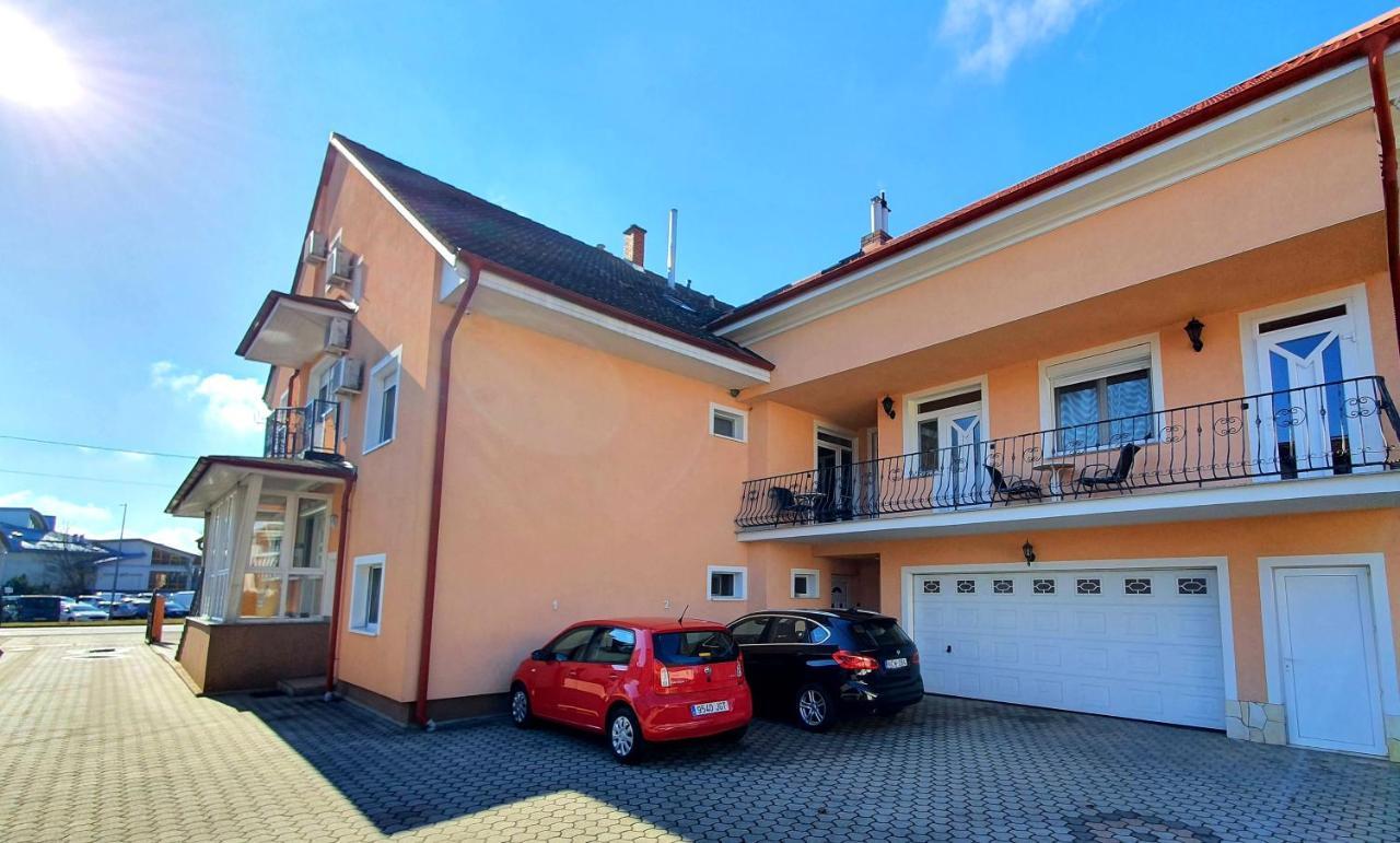 Eva Panzio Hotel Sarvar Luaran gambar
