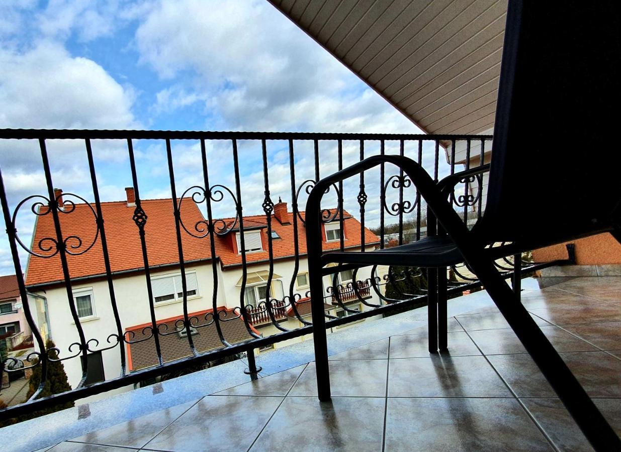 Eva Panzio Hotel Sarvar Luaran gambar