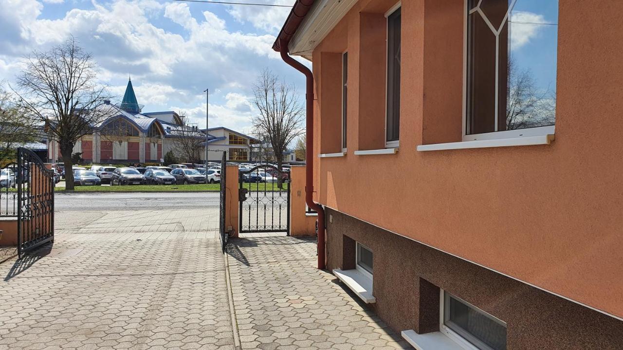 Eva Panzio Hotel Sarvar Luaran gambar