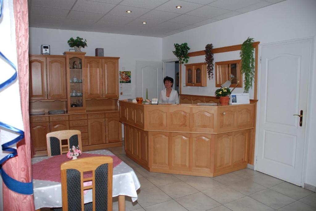 Eva Panzio Hotel Sarvar Luaran gambar